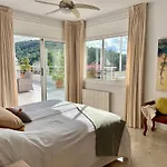 With Private Pool, Ocean & Mountain Views Sitges