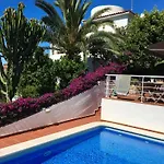 With Private Pool, Ocean & Mountain Views *
