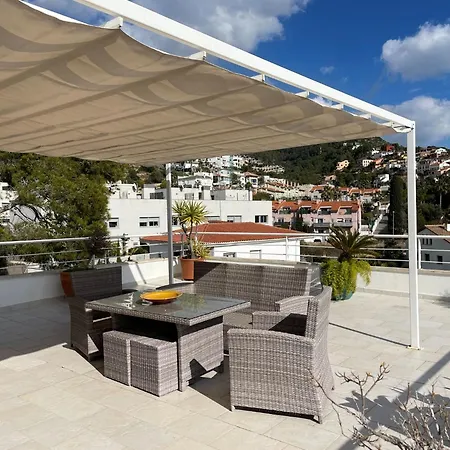 Villa With Private Pool, Ocean & Mountain Views