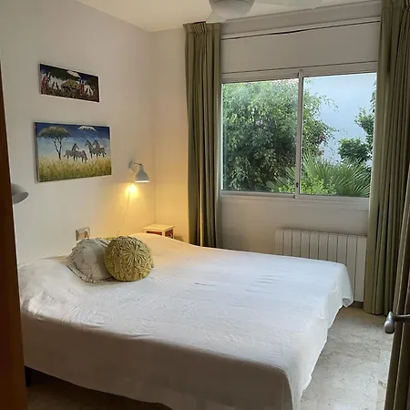 With Private Pool, Ocean & Mountain Views Villa
