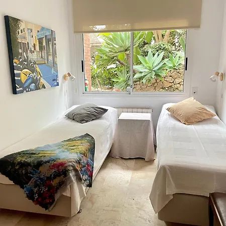 With Private Pool, Ocean & Mountain Views *