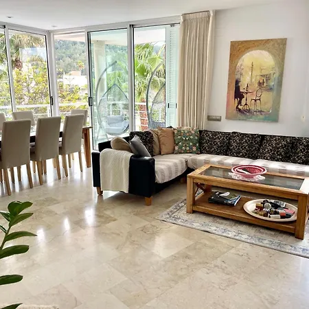 With Private Pool, Ocean & Mountain Views